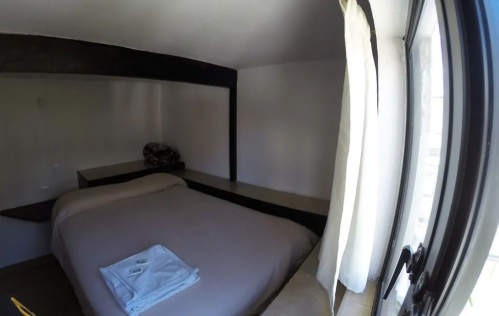 Hostal L'Auberge Inn Quito 0*,  Équateur