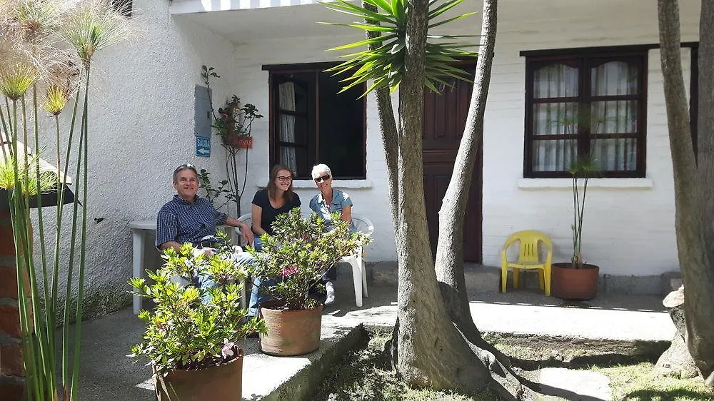 Hostal L'Auberge Inn Quito Albergue