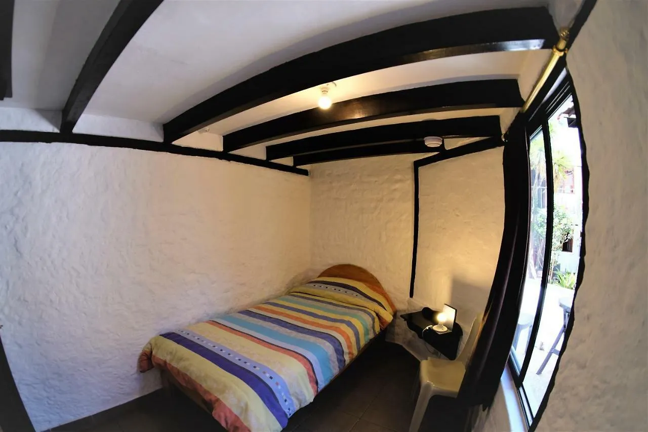 Hostal L'Auberge Inn Quito