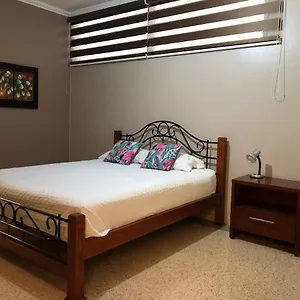 Casa Canelos Pensión Guayaquil