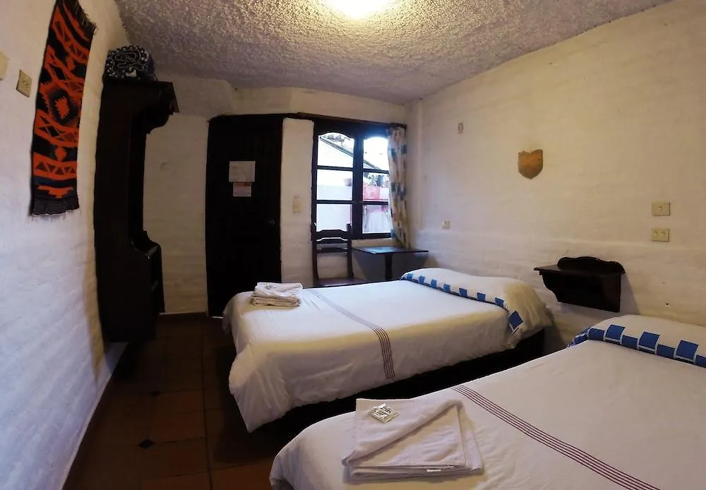 Hostal L'Auberge Inn Quito Vandrarhem