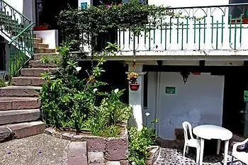 Hostal L'Auberge Inn Quito Hostel