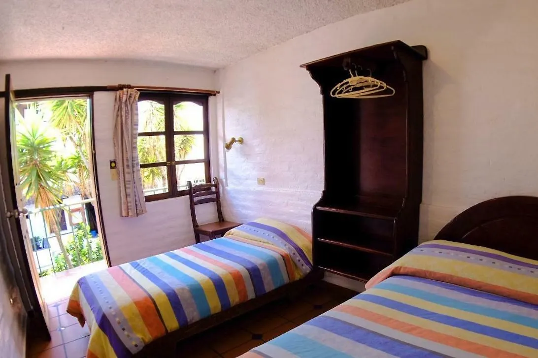 Hostel Hostal L'Auberge Inn Quito